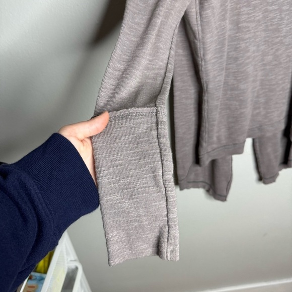 Free People We the Free - Split Back Turtleneck Ribbed Sweater
Oversized - Picture 4 of 10